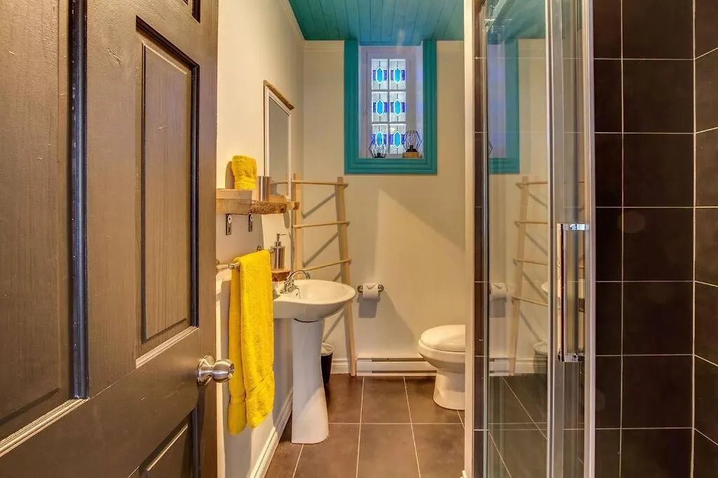 La Maison Bleue Des Artistes Ciudad de Quebec Canadá